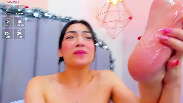 ThailyCherry online show from 12-26-24, 10:31