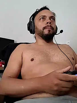 Snapshot of morenindarola chatting on 01-17-25, 01:46 morenindarola online show from 01-17-25, 01:46