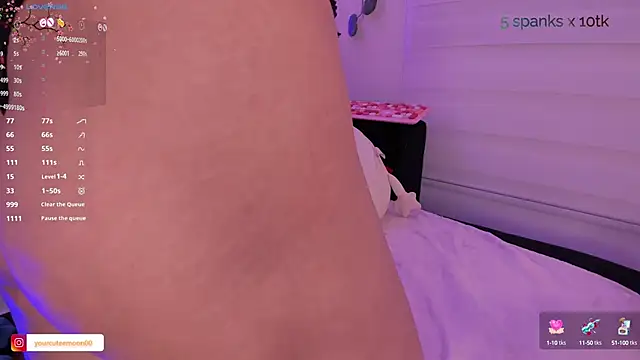 moonliiiight1 online show from 12-19-24, 02:01