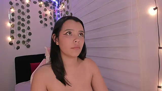 moonliiiight1 online show from 01-22-25, 11:43