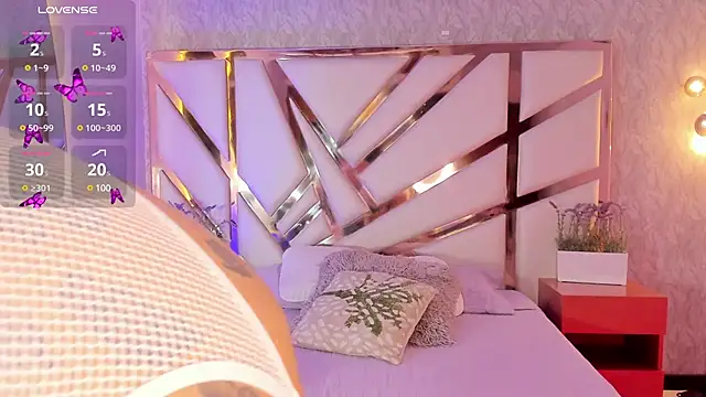 Maya Bluee online show from 02-11-25, 03:40