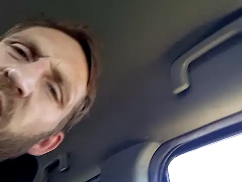 Snapshot of otterlover123 chatting on 09-29-25, 04:56 otterlover123 online show from 09-29-25, 04:56