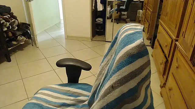 joeydee1 online show from 01-21-25, 09:04