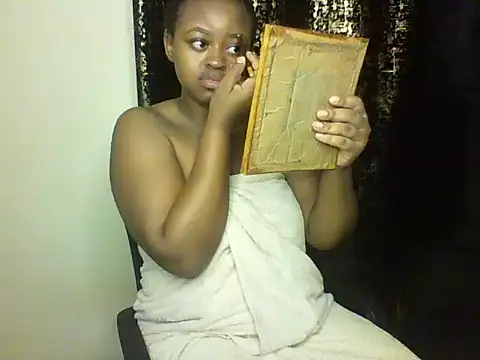 Candii wet  online show from 02-20-25, 12:08