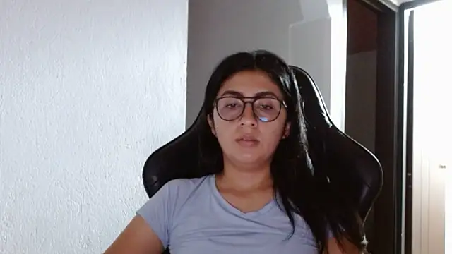 Snapshot of danna_peterson1 chatting on 01-31-25, 09:48 danna peterson1 online show from 01-31-25, 09:48