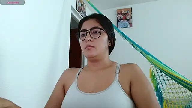 Snapshot of danna_peterson1 chatting on 02-13-26, 07:10 danna peterson1 online show from 02-13-26, 07:10