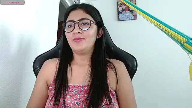 Snapshot of danna_peterson1 chatting on 02-27-26, 06:52 danna peterson1 online show from 02-27-26, 06:52