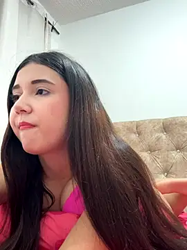 Snapshot of mia_cooper_24 chatting on 11-23-25, 03:39 mia cooper 24 online show from 11-23-25, 03:39