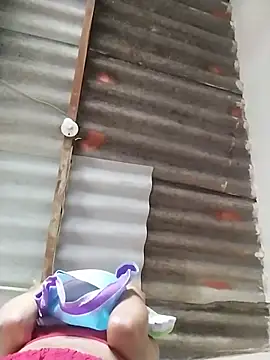 Snapshot of AlexaWarner chatting on 11-06-25, 04:08 AlexaWarner online show from 11-06-25, 04:08