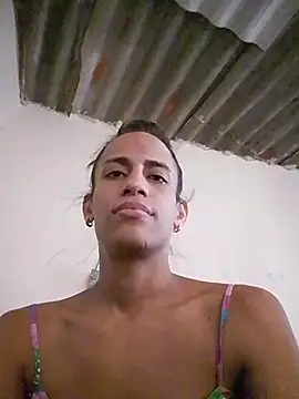 Snapshot of AlexaWarner chatting on 11-22-25, 04:06 AlexaWarner online show from 11-22-25, 04:06