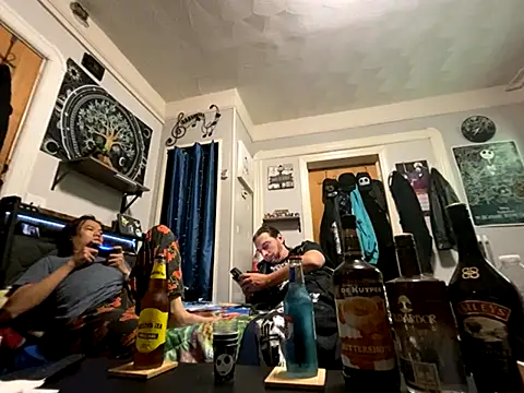 Roommatesgonewild online show from 09-14-25, 12:21