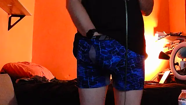 Roommatesgonewild online show from 10-09-25, 03:15