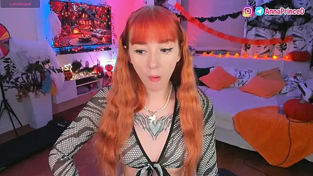 Anna Prince online show from 10-20-25, 03:51