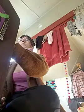 Snapshot of Afrania chatting on 10-08-25, 02:04 Afrania online show from 10-08-25, 02:04