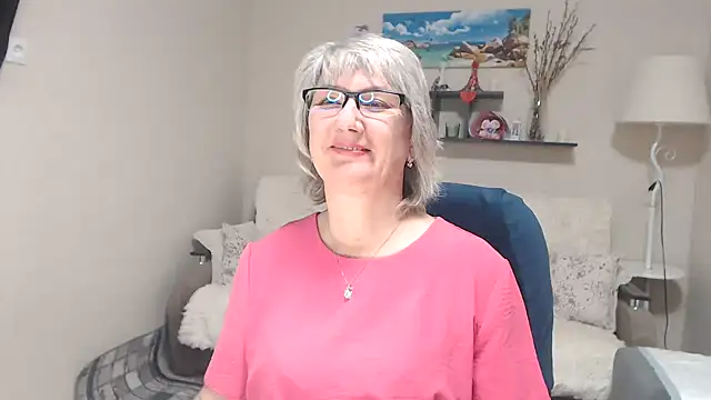 FleurMays online show from 11-11-25, 09:42