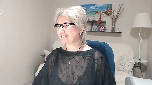 FleurMays online show from 01-18-26, 05:33