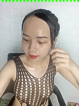 Snapshot of Baby2903 chatting on 02-14-25, 10:17 Baby2903 online show from 02-14-25, 10:17