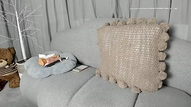 Chinhh9-9 online show from 02-25-26, 05:50