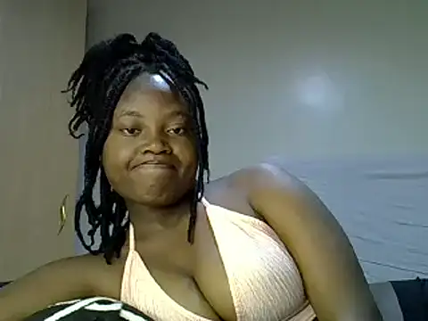 Snapshot of Sexxyann chatting on 10-18-25, 07:36 Sexxyann online show from 10-18-25, 07:36