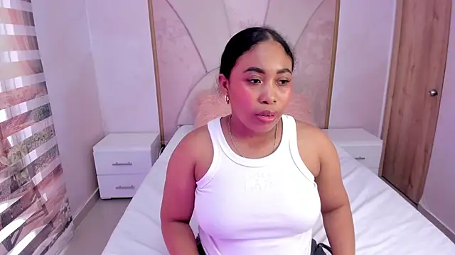 Leah Sweetie online show from 02-28-25, 05:26