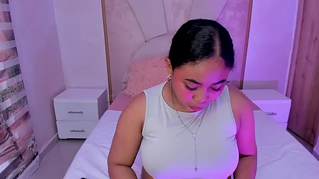 Leah Sweetie online show from 03-01-25, 02:34