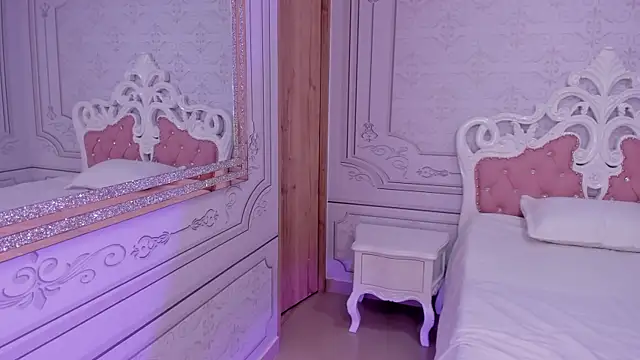 Leah Sweetie online show from 03-19-25, 02:35