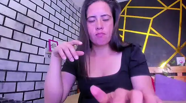 kathina giraldo online show from 12-13-24, 04:16