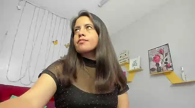 kathina giraldo online show from 02-08-25, 07:27