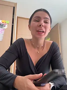 SofiaG  online show from 12-01-24, 04:40