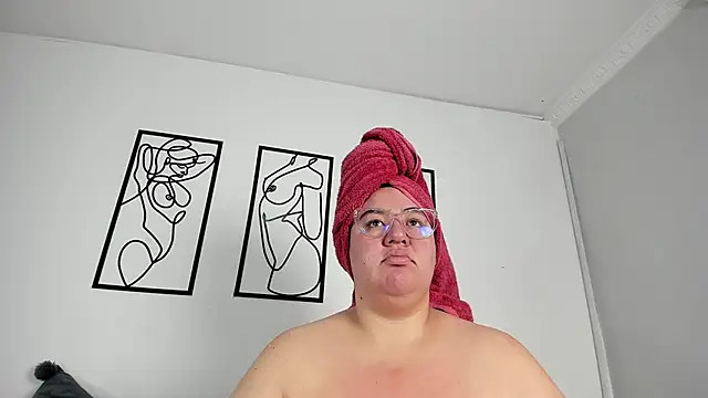 RubyPirsso18 online show from 10-11-25, 07:12