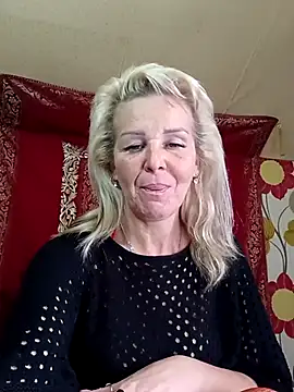 CassandraSandra44 online show from 03-02-25, 09:10