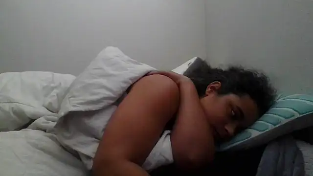 cinnaminnie online show from 11-16-25, 06:57