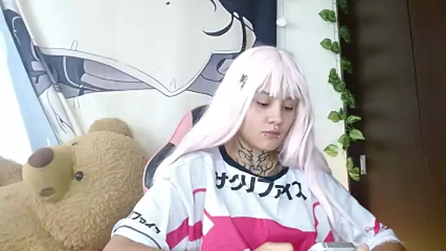 Maruu miauu online show from 12-20-25, 04:47