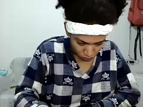 miriam775 online show from 10-21-25, 11:00