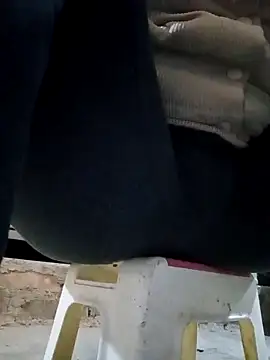 JasminePham online show from 12-13-24, 02:21