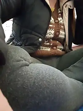 JasminePham online show from 12-18-24, 01:26