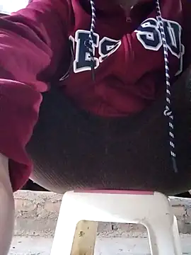 JasminePham online show from 12-18-24, 08:31