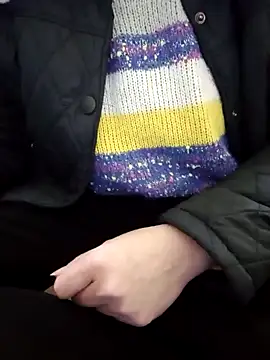 JasminePham online show from 01-17-25, 01:15