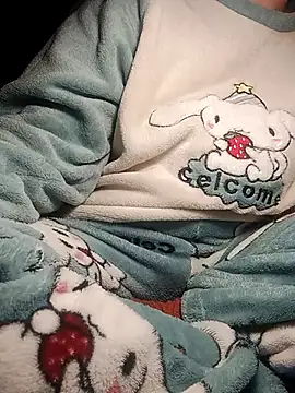 JasminePham online show from 02-08-25, 12:06