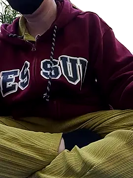 JasminePham online show from 03-17-25, 01:35