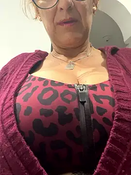 anastasia and jordan online show from 04-10-26, 11:04