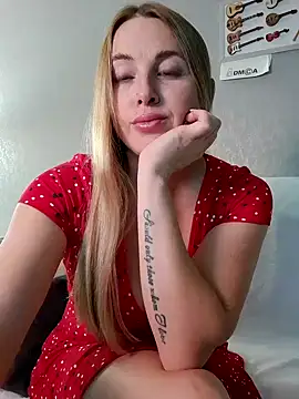 Cute Hot Alice online show from 12-17-24, 08:21