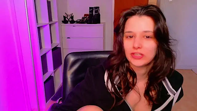 jenna-sxy19 online show from 03-17-25, 06:21