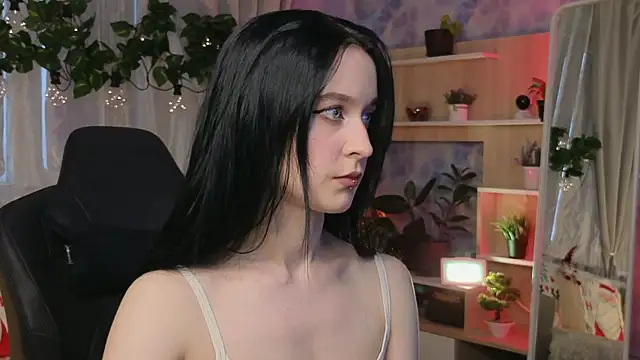 KiraLiLime online show from 02-16-25, 01:38