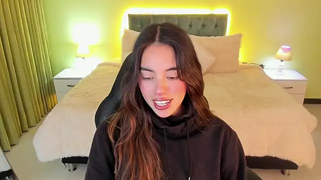  Charlotte evans 1 online show from 11-12-25, 12:22