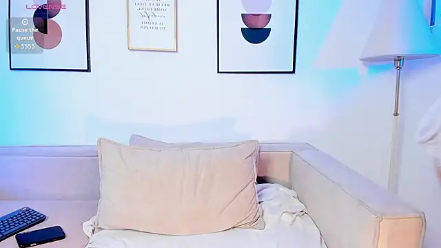 Snapshot of Keisha_west chatting on 11-19-25, 06:57 Keisha west online show from 11-19-25, 06:57