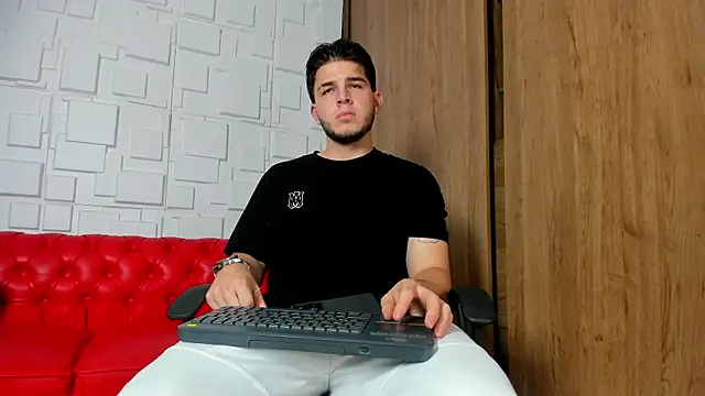 danielclarton1 online show from 12-10-24, 06:44