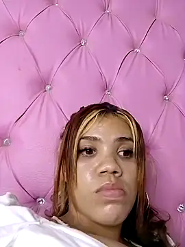 Snapshot of 1CANDYLOVE chatting on 02-12-26, 02:28 1CANDYLOVE online show from 02-12-26, 02:28