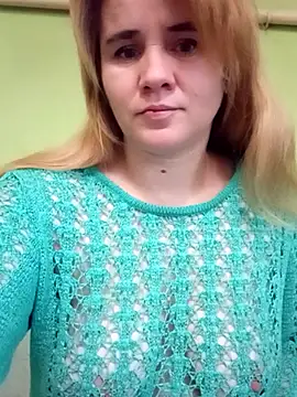 Snapshot of SannyMILF chatting on 12-21-24, 07:24 SannyMILF online show from 12-21-24, 07:24