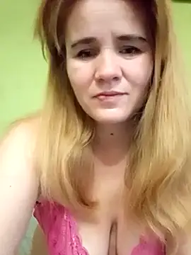Snapshot of SannyMILF chatting on 01-04-25, 07:45 SannyMILF online show from 01-04-25, 07:45